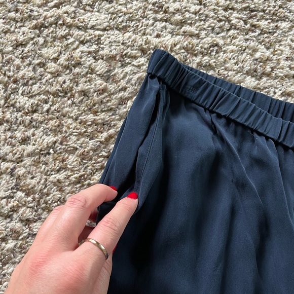 Theory Navy Silk Joggers - Picture 4 of 6